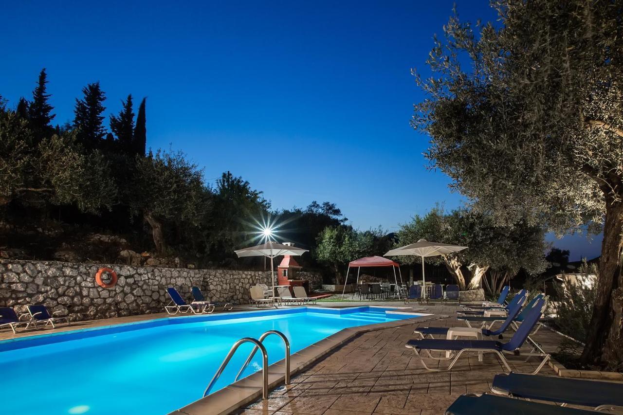 Olive Grove Poolside Apartments Benícesz Kültér fotó