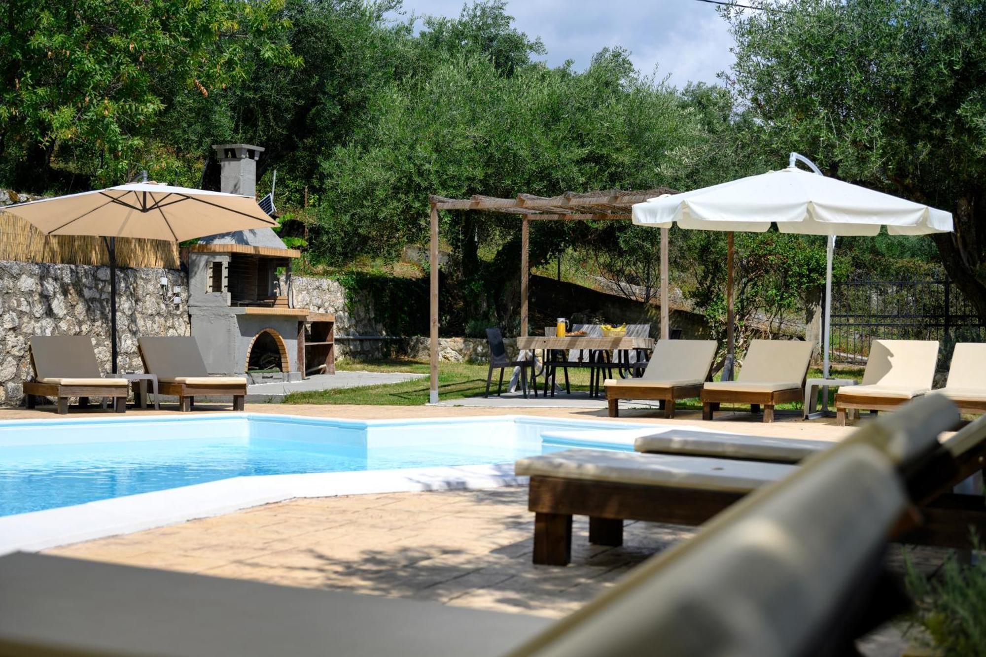 Olive Grove Poolside Apartments Benícesz Kültér fotó