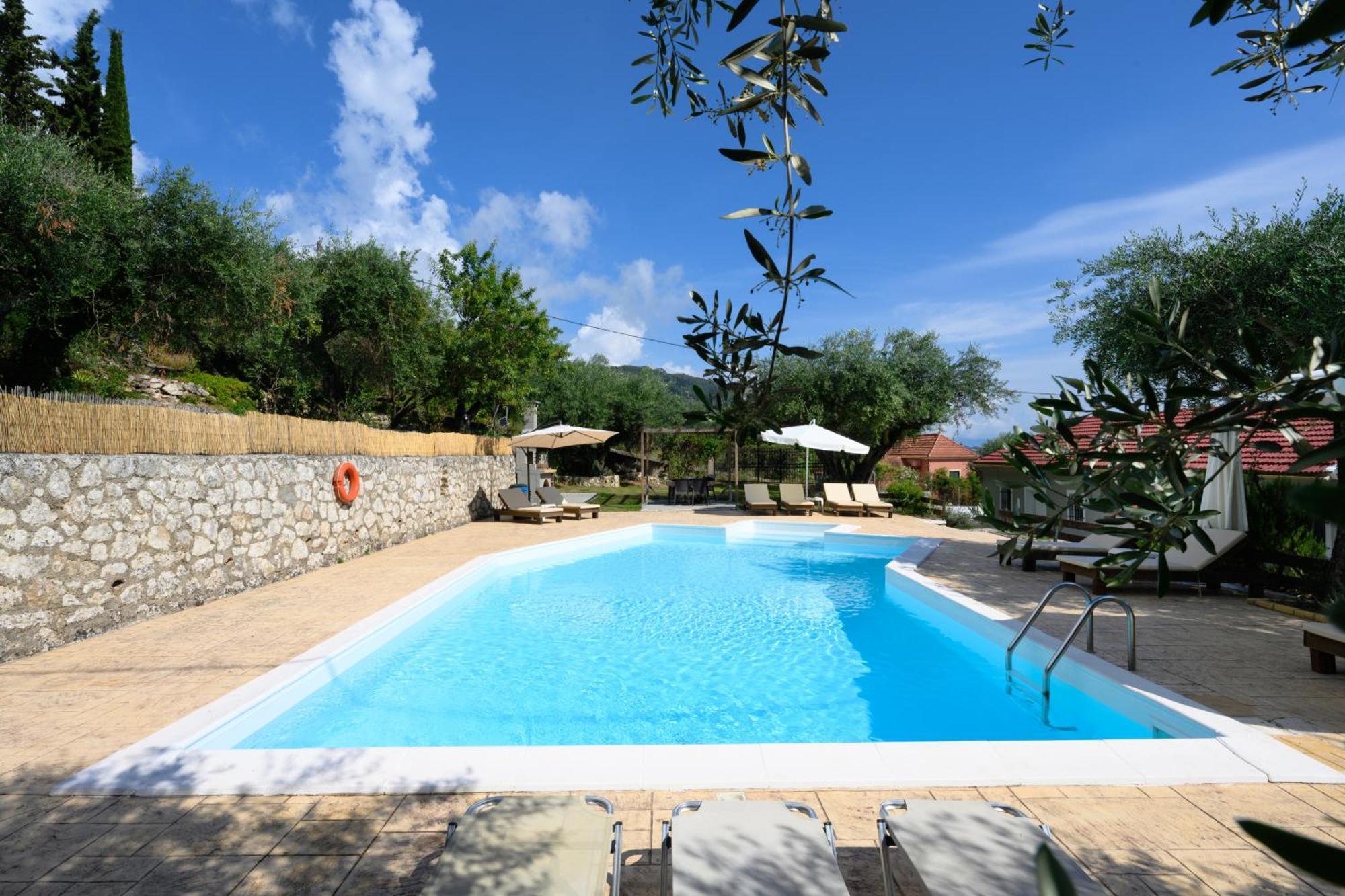 Olive Grove Poolside Apartments Benícesz Kültér fotó